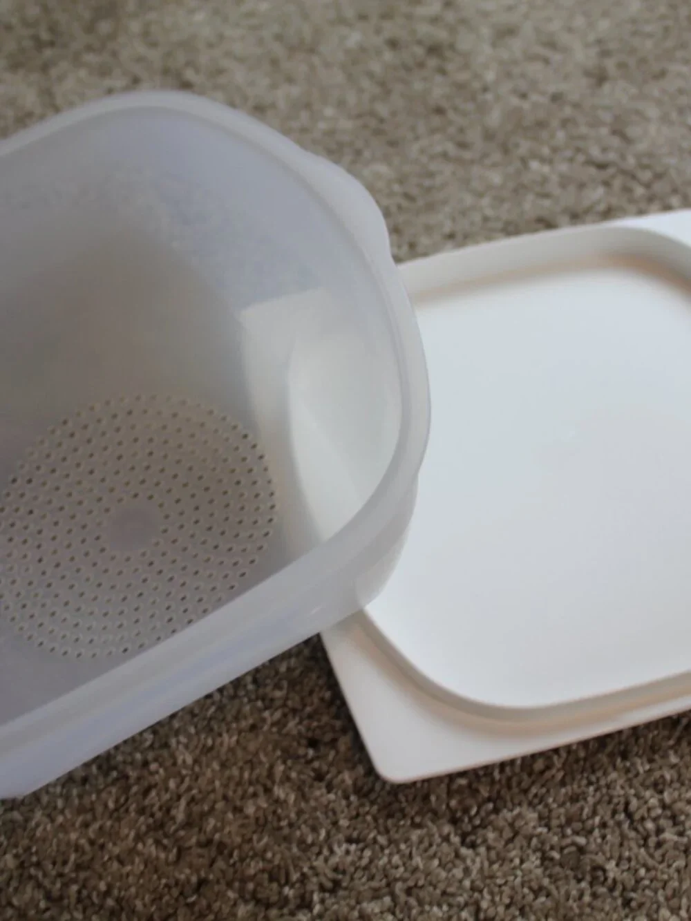 Tupperware CheeSmart Cheese Keeper Smart CondensControl Container Medium Square